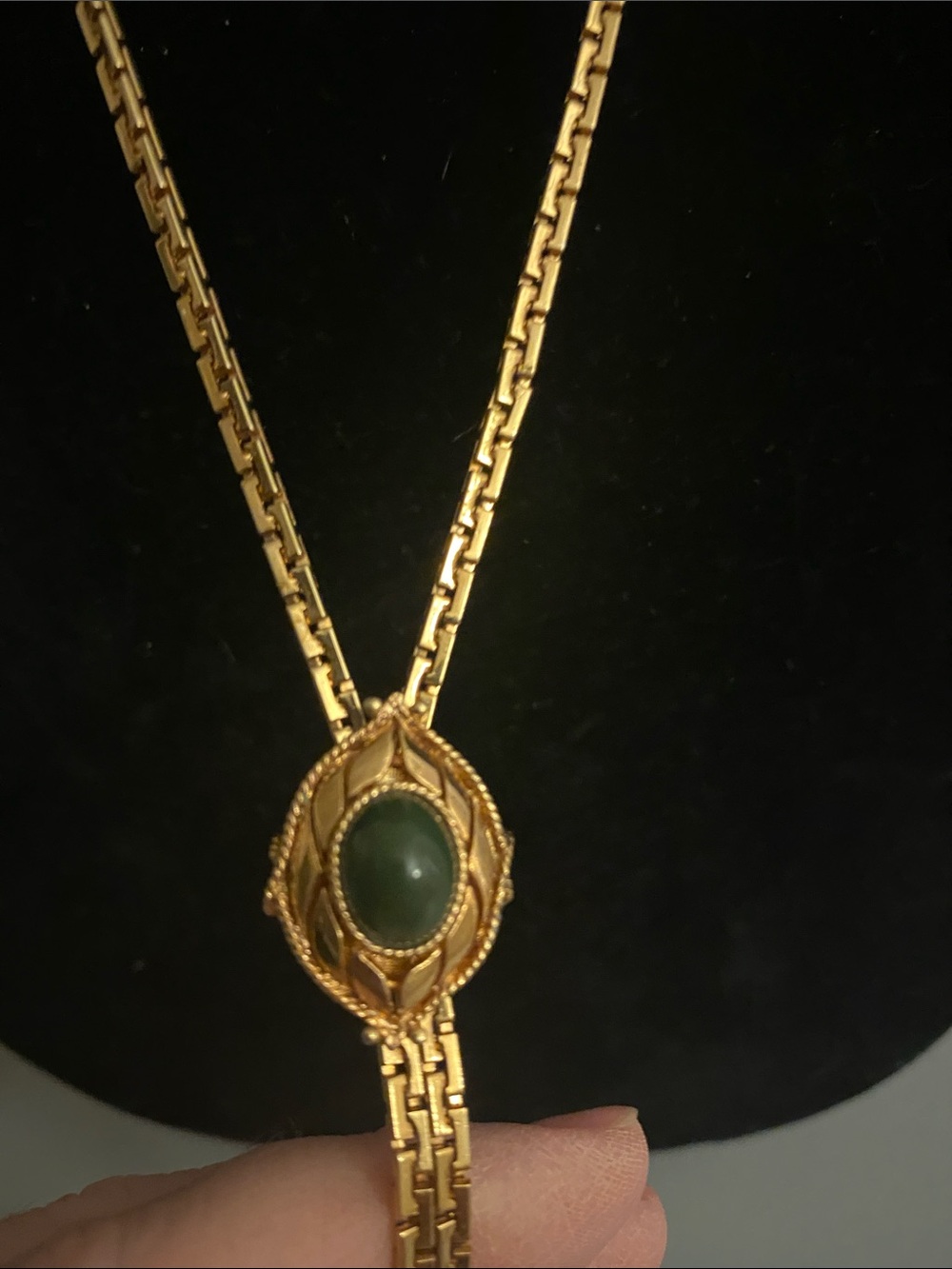 Sarah Coventry Gold Tone Faux Lariat